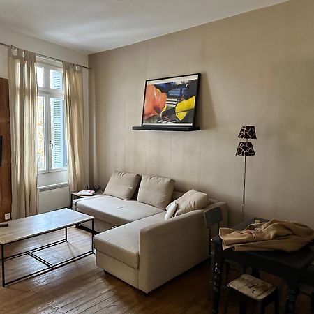 Standing Apartment T2 Near The Train Station And Tours Esterno foto